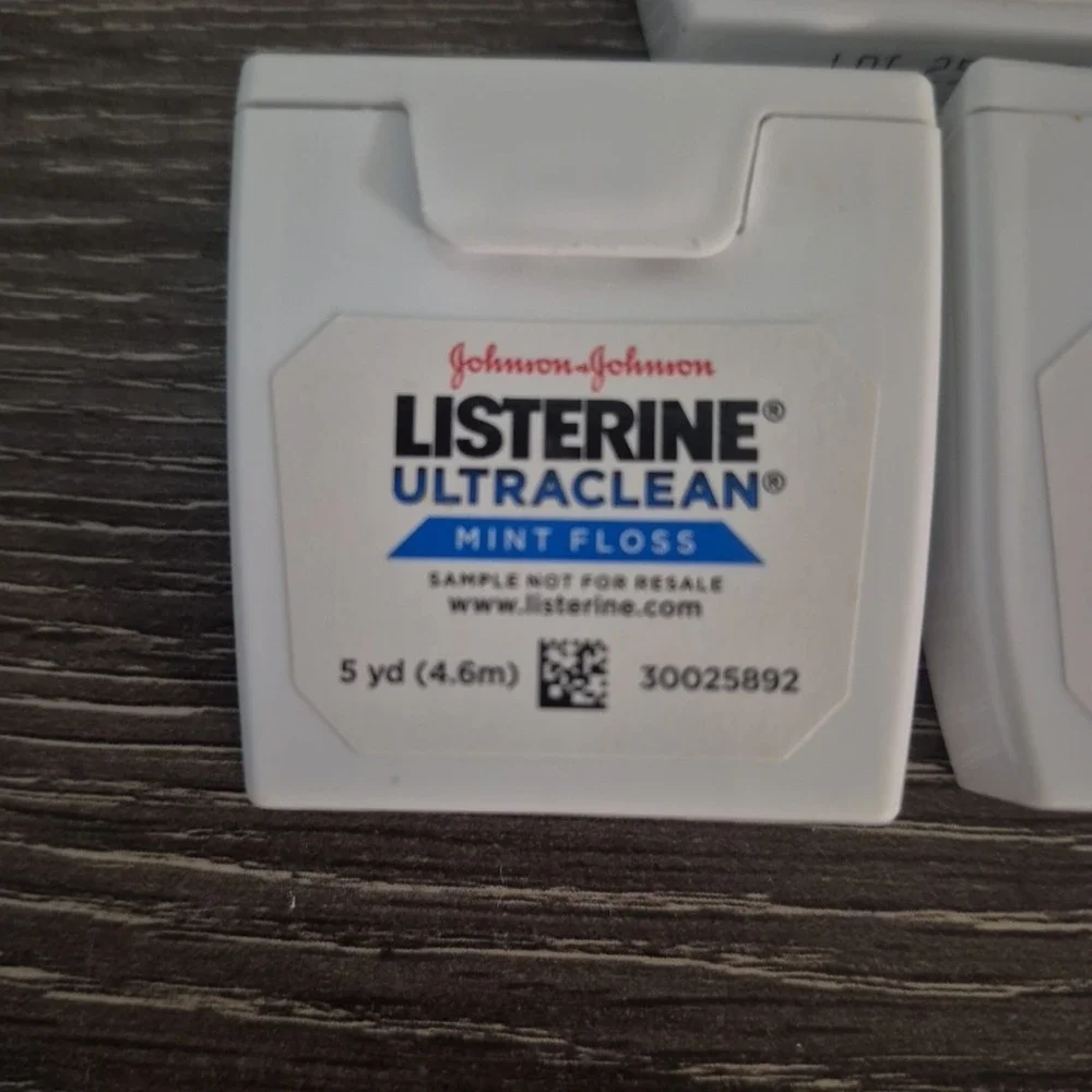Listerine Ultraclean Dental Floss - Mint Flavored, Waxed 5 Ct *‎ 5yd Each